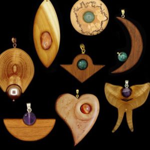 Holzschmuck natur